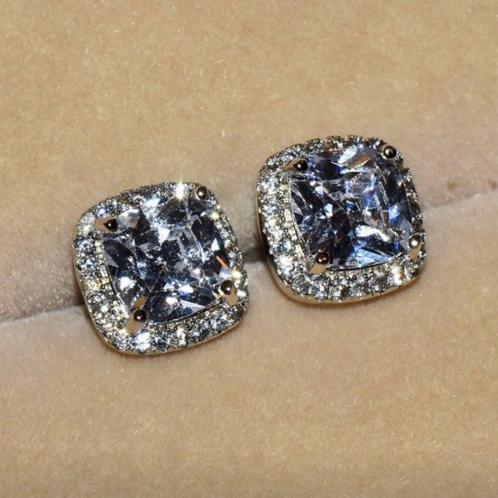 *NEW Silver Cushion Diamond Halo Stud Earrings - Picture 4 of 8